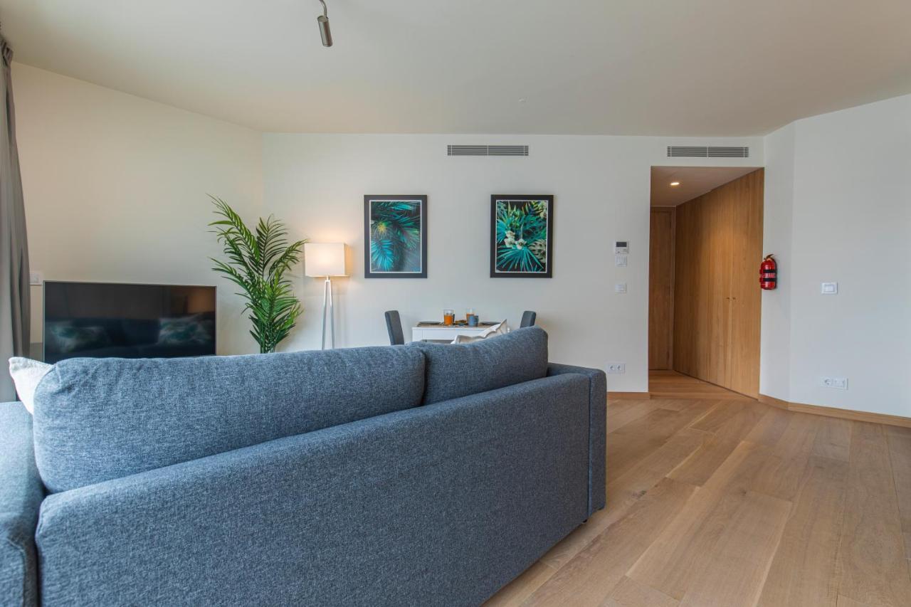 15 - Mulberry Hill Apartment